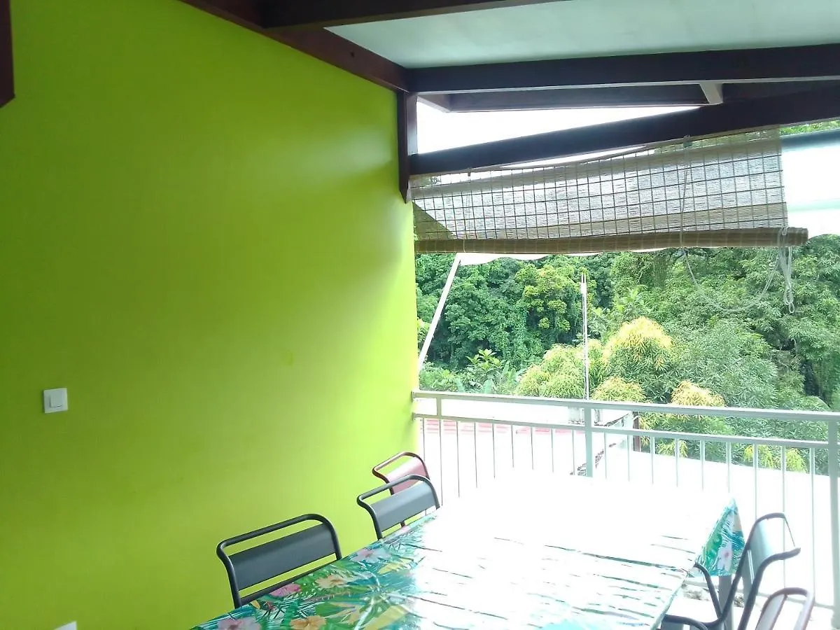 Chalet Villa La Poulette à Rivière-Pilote